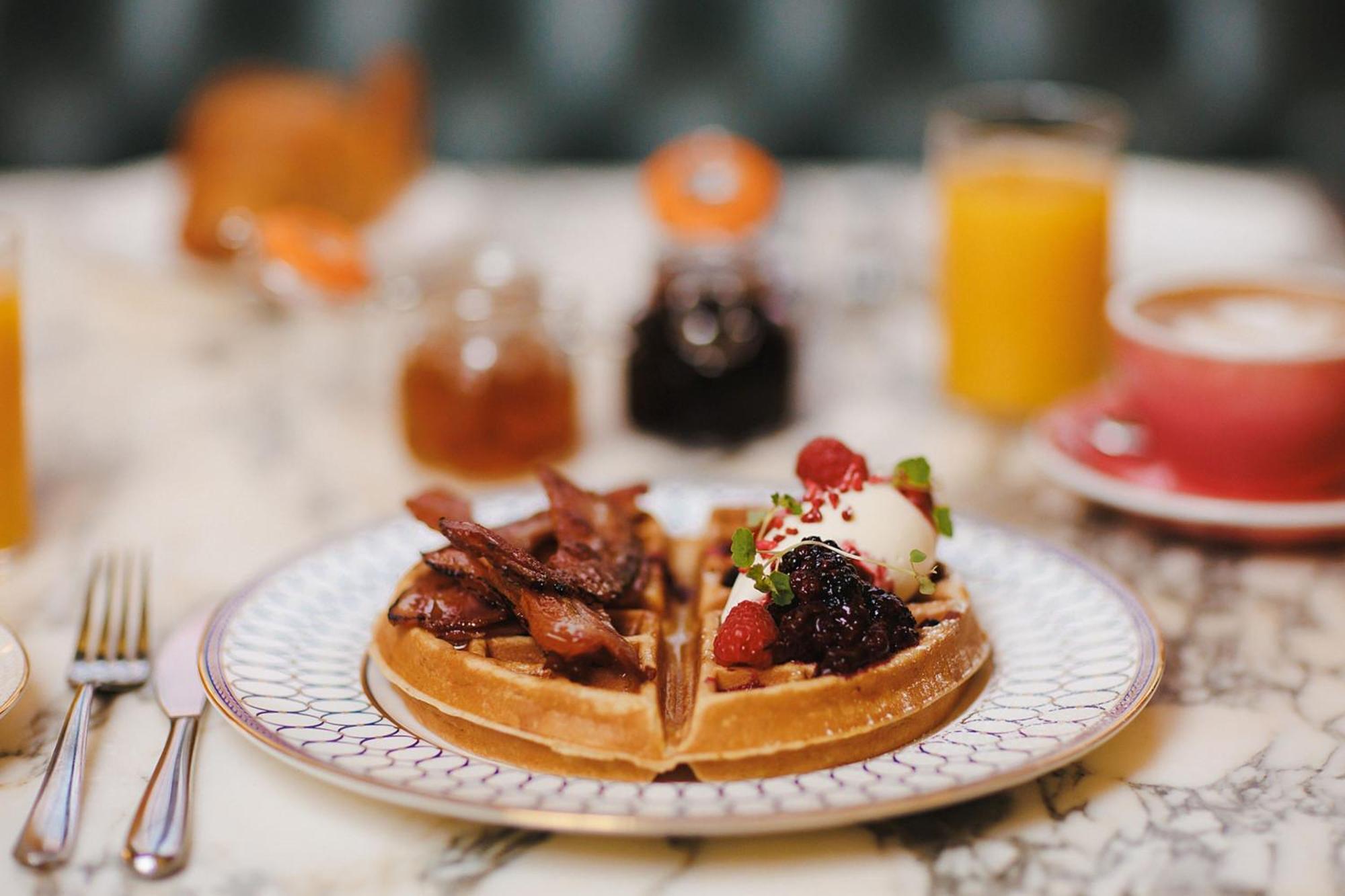 Stock Exchange Hotel, Manchester, Autograph Collection Экстерьер фото A Belgian waffle