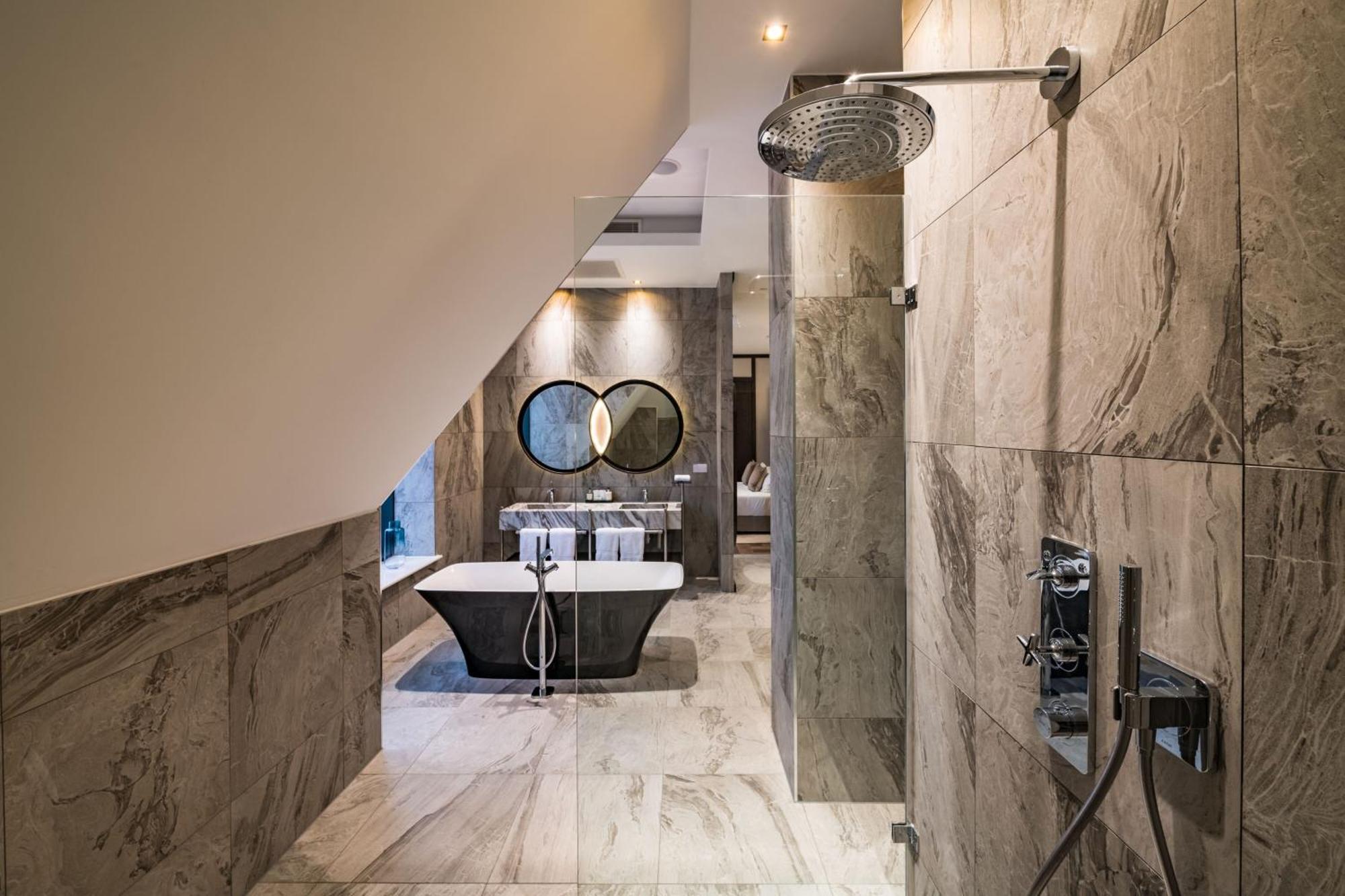 Stock Exchange Hotel, Manchester, Autograph Collection Экстерьер фото Bathroom