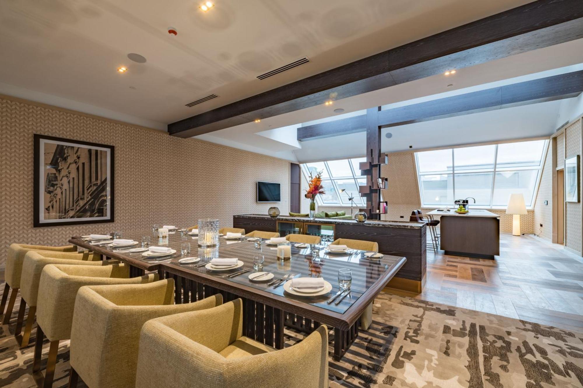Stock Exchange Hotel, Manchester, Autograph Collection Экстерьер фото The Kitchen at The Ivy, 2016