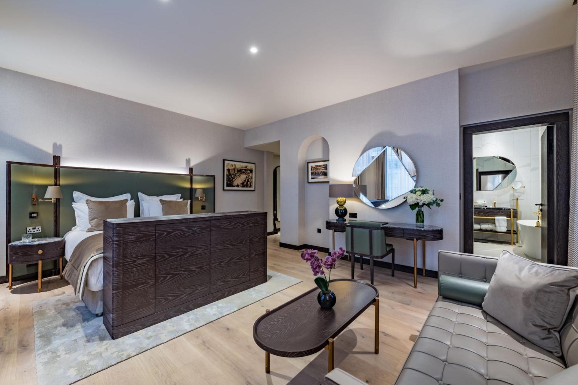Stock Exchange Hotel, Manchester, Autograph Collection Экстерьер фото A suite at The London West End