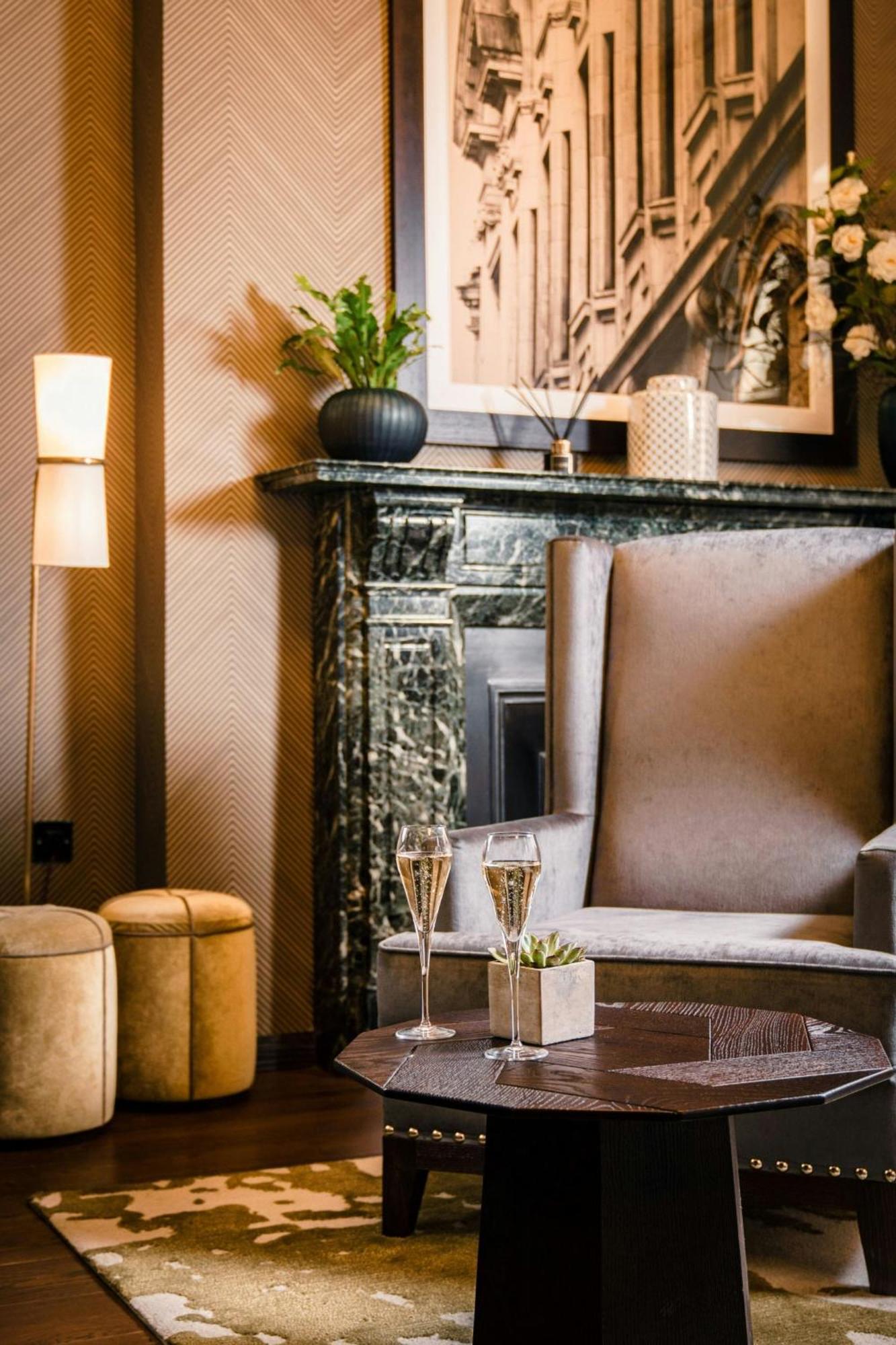 Stock Exchange Hotel, Manchester, Autograph Collection Экстерьер фото The bar at the hotel